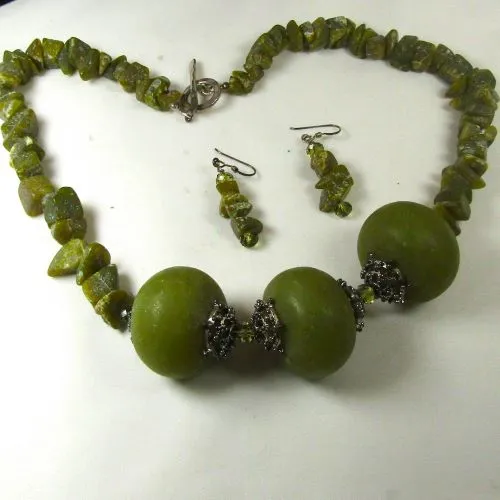 Big Bold Afghan Jade Large Bead  Necklace and Earrings