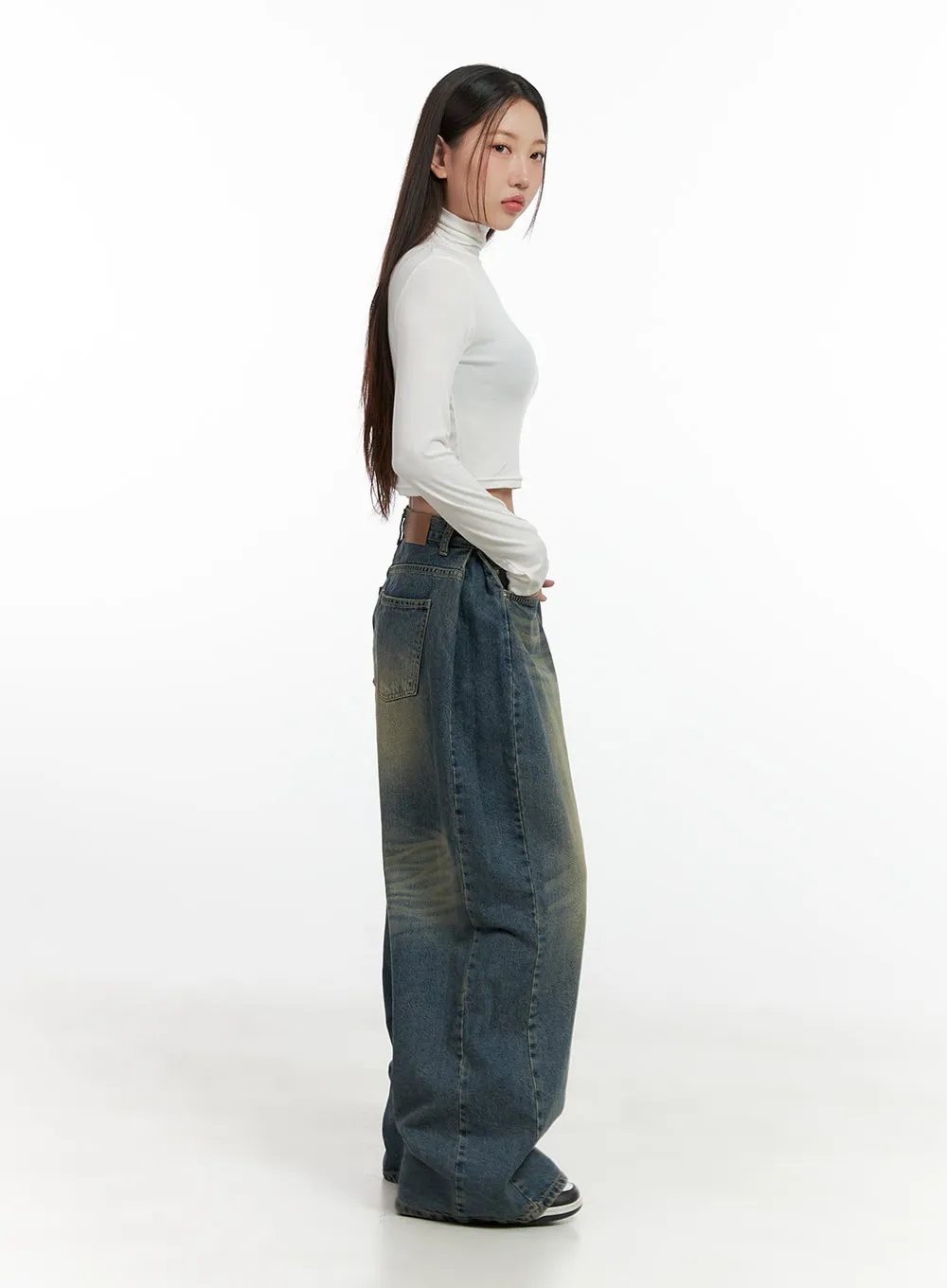 Kylie Pintuck Washed Denim Baggy Jeans CN412