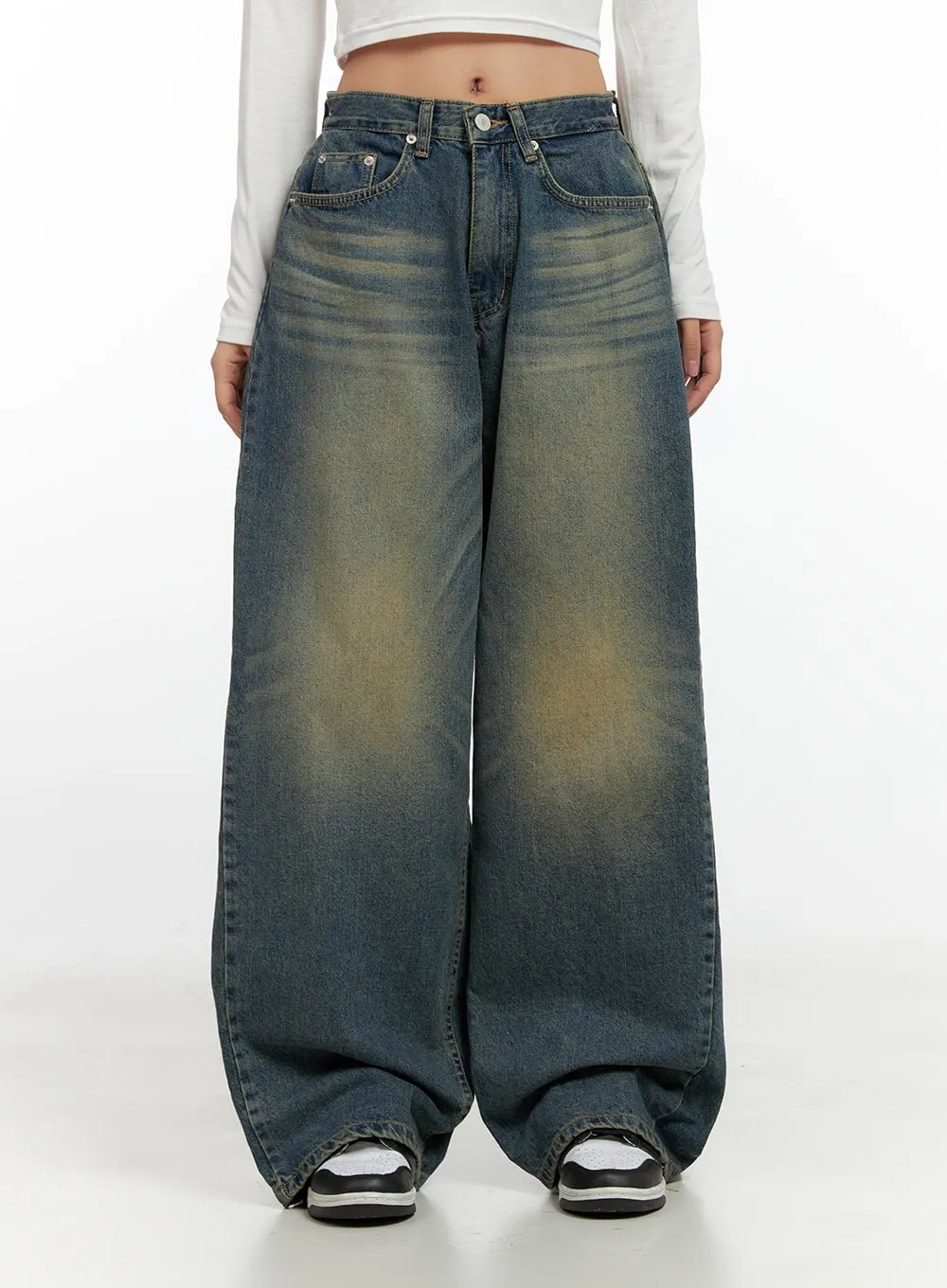 Kylie Pintuck Washed Denim Baggy Jeans CN412