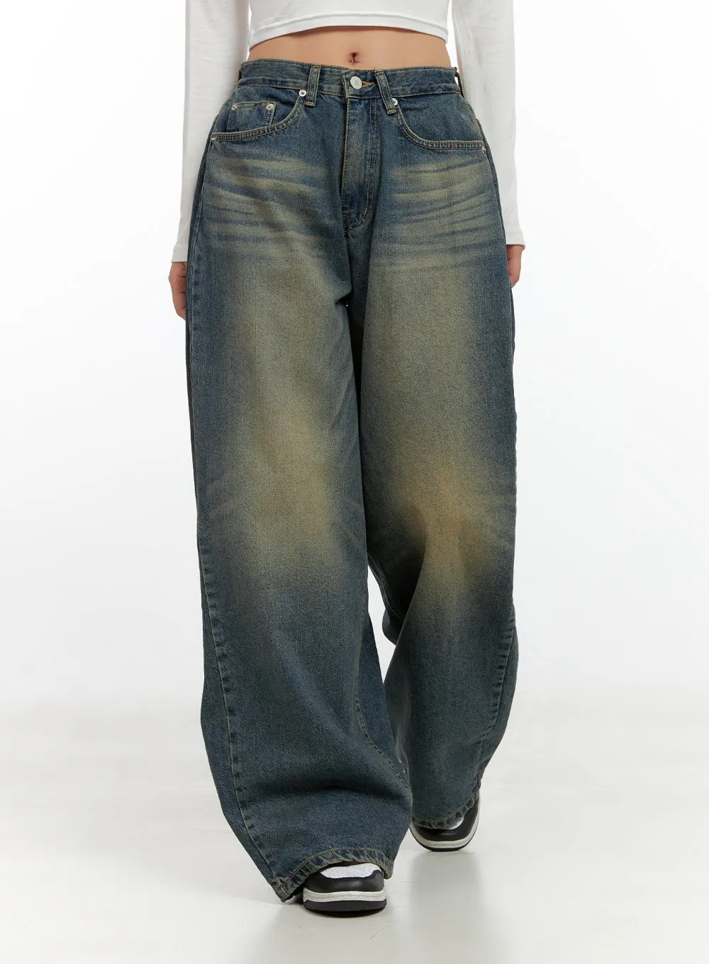 Kylie Pintuck Washed Denim Baggy Jeans CN412