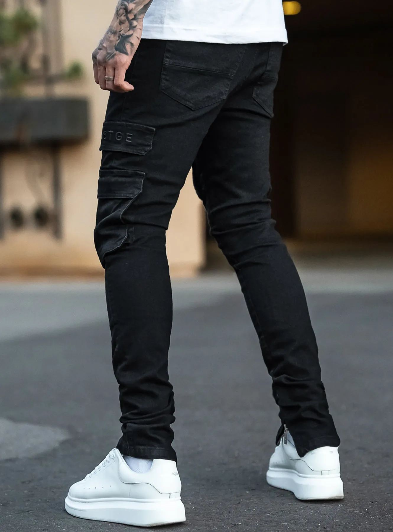 OG Cargo Jeans in Jet Black