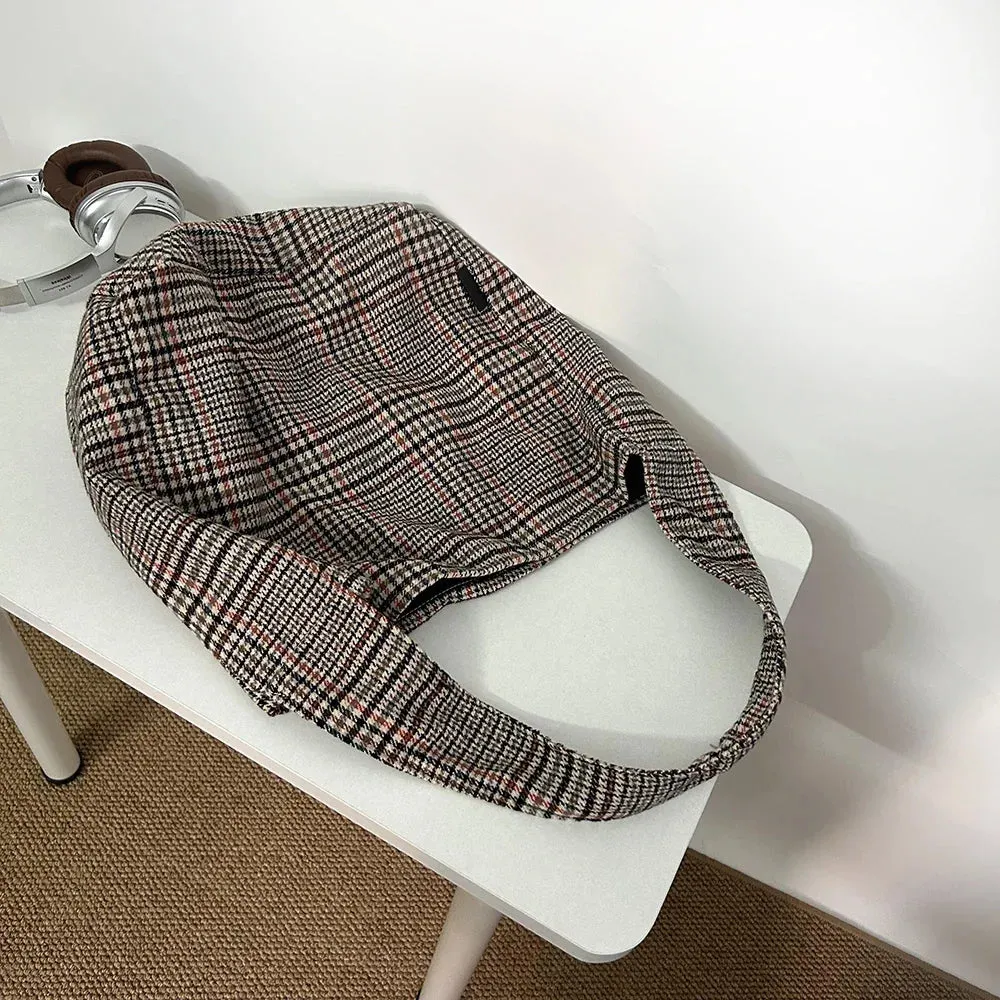 UAKISS  -  Japanese Travel Shoulder Man Bag Streetwear Style College Teens Sling Men’s Bag Messenger Bags Causal School Cross Bag